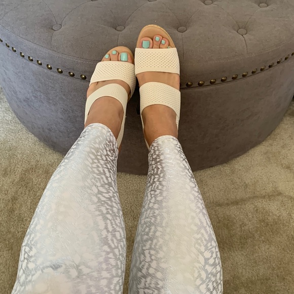 Brand new in the box chunky heels - Picture 4 of 12